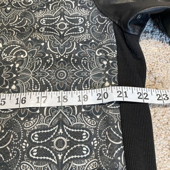 Entreels Men's Paisley Fleece Pullover Top Size XL Faux Leather Trim Grunge Emo - Picture 6 of 10